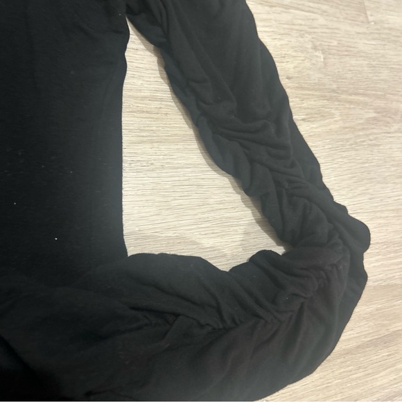 Walter Baker ruched long sleeve top women’s L Black Quiet luxury minimalist - Picture 3 of 12